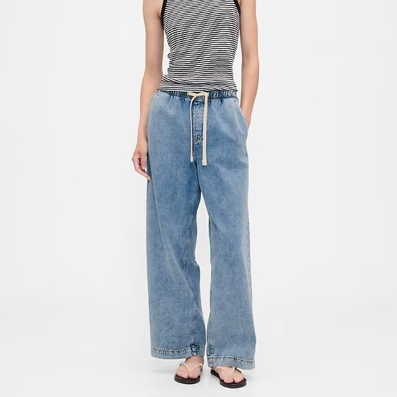 High Rise Pull-On Wide-Leg Jeans - Picture 5 of 8